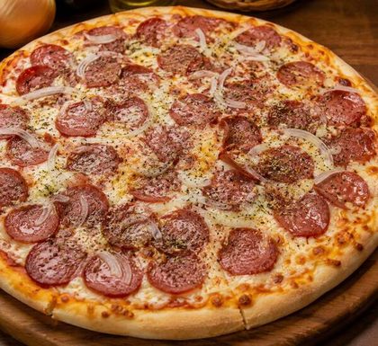 Pizza Calabresa Média